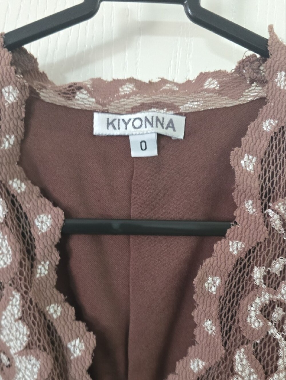 Kiyonna Size 0X Brown Lace Dress with V-Neck - Picture 3 of 10